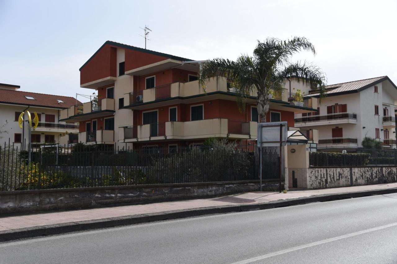 Villa Casa Rosanna Giardini-Naxos Exterior foto